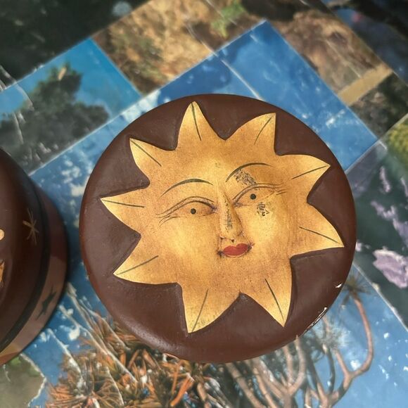 2 Vintage Celestial Trinket Box Wood Carved SUN & Moon Jewellery Holder 3.5" - Picture 4 of 16